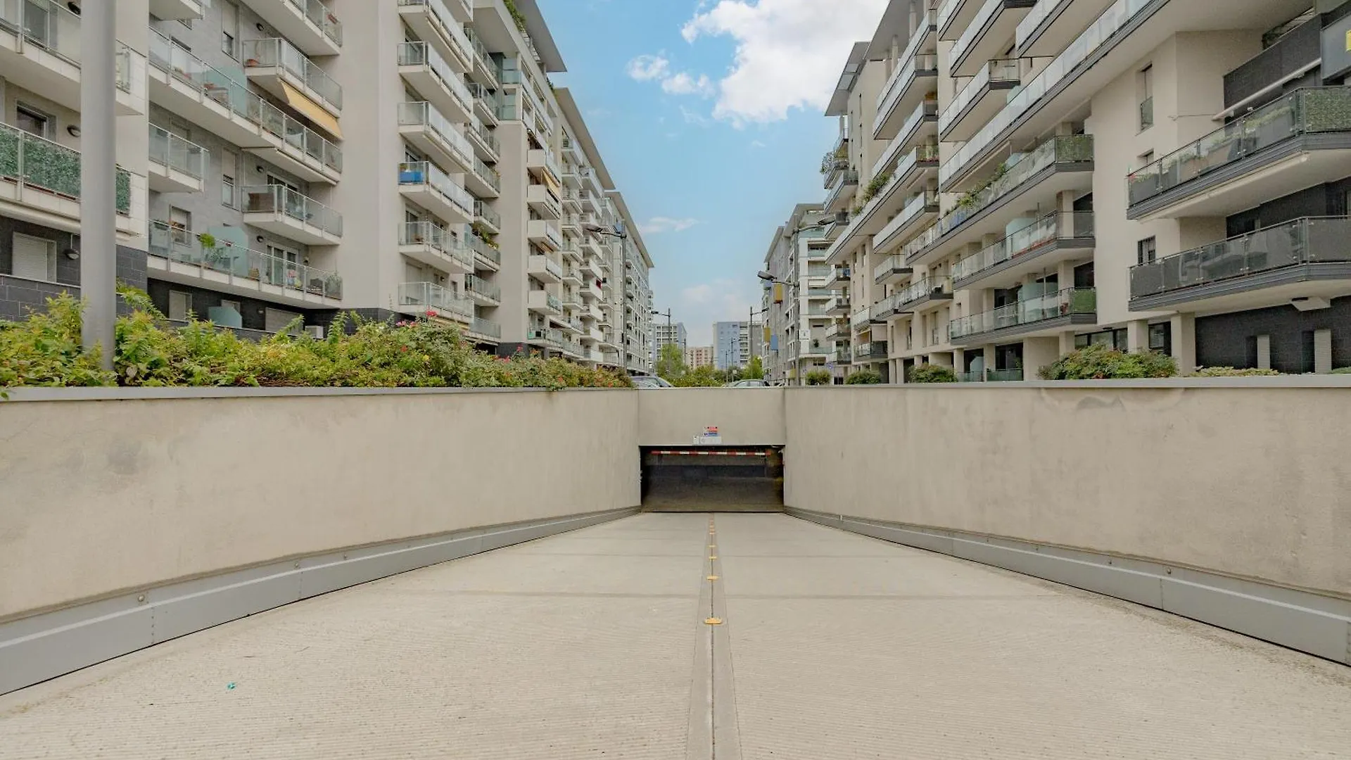 Skyline Milano-Terrazza E Box Auto Esclusivo Apartman 0*,  Olaszország