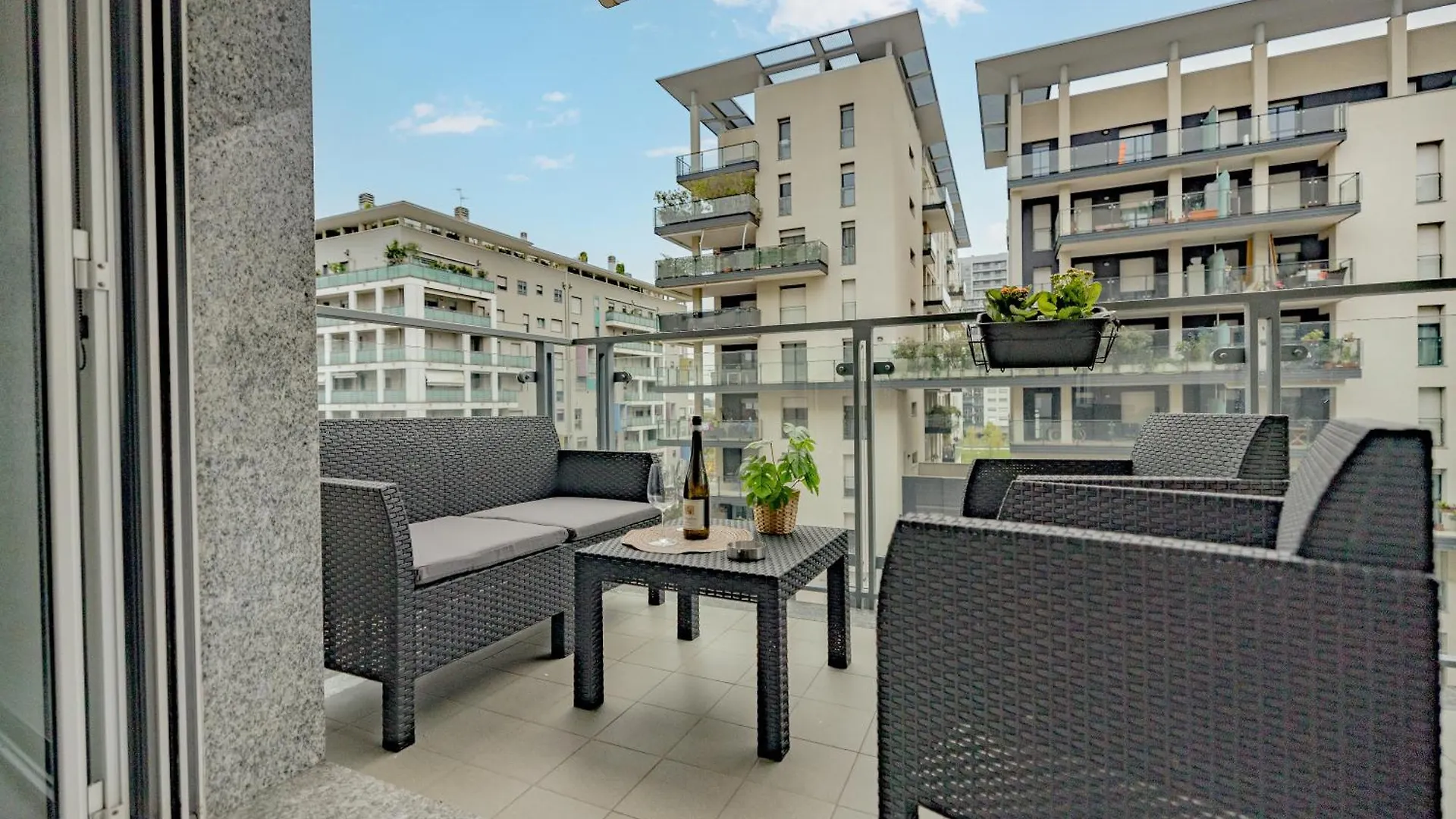 Skyline Milano-Terrazza E Box Auto Esclusivo Apartman 0*,