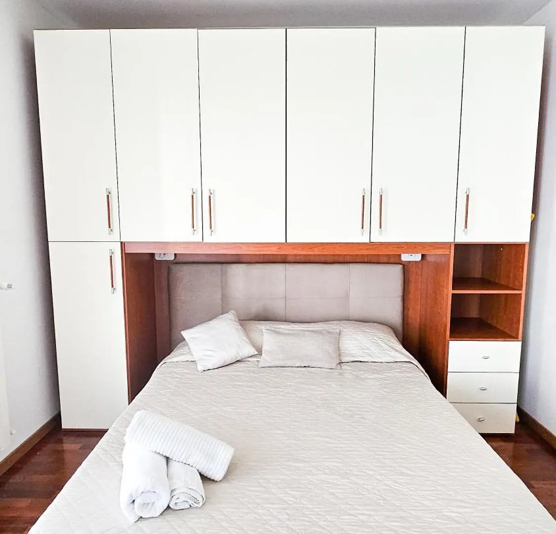 Skyline Milano-Terrazza E Box Auto Esclusivo Apartman 0*,  Olaszország