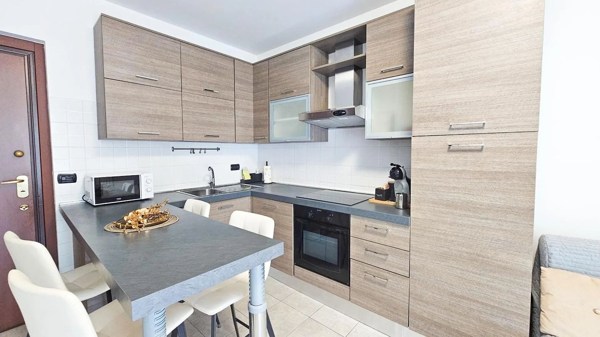 Skyline Milano-Terrazza E Box Auto Esclusivo Apartman 0*,  Olaszország